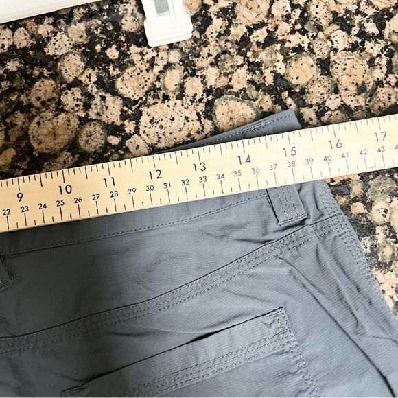 Mountain Hardwear Mirada Convertible Pants Quick Dry Gray Womens size 6/38 - Picture 3 of 6